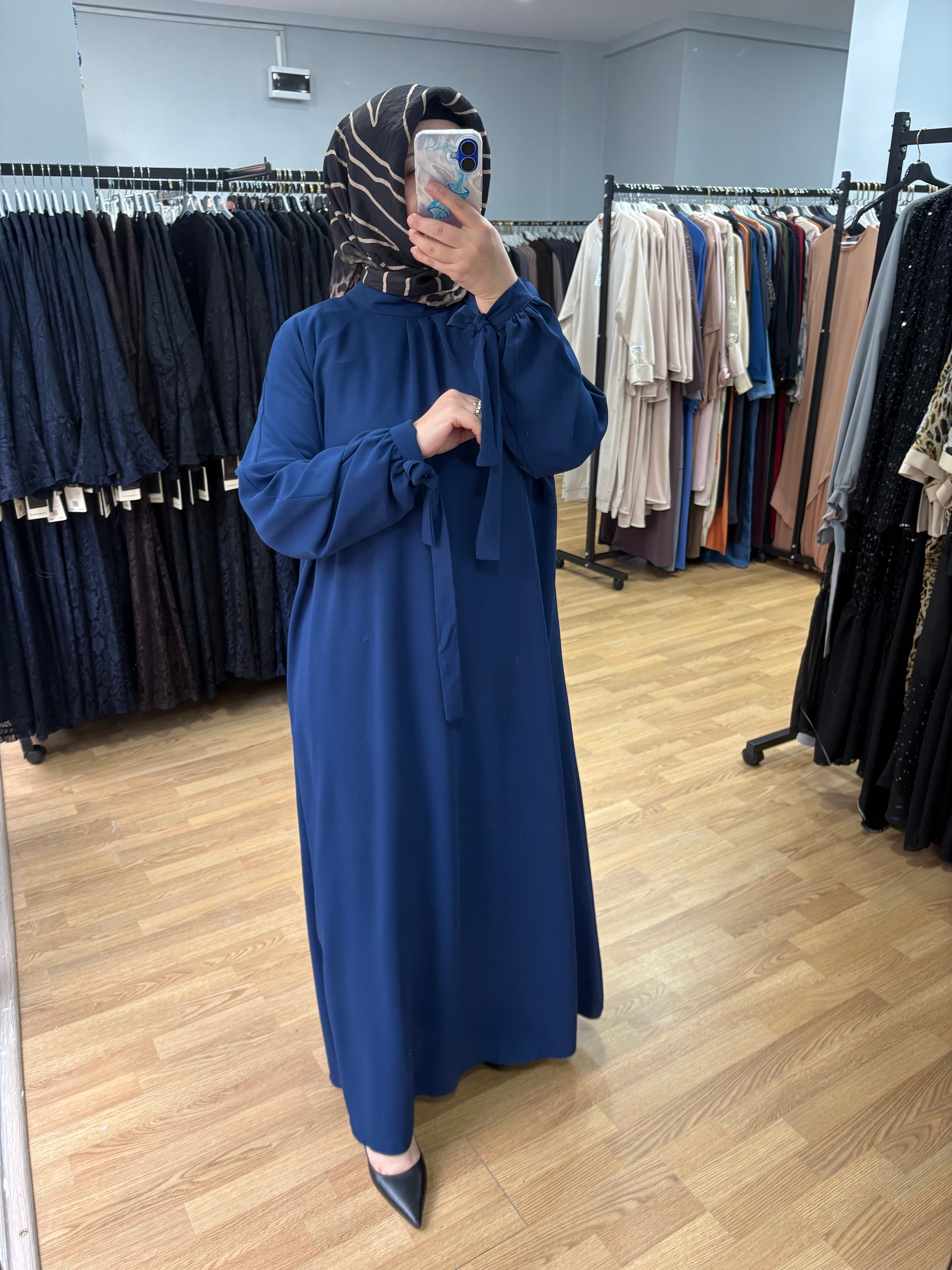 Bilek bağlama detaylı Elbise